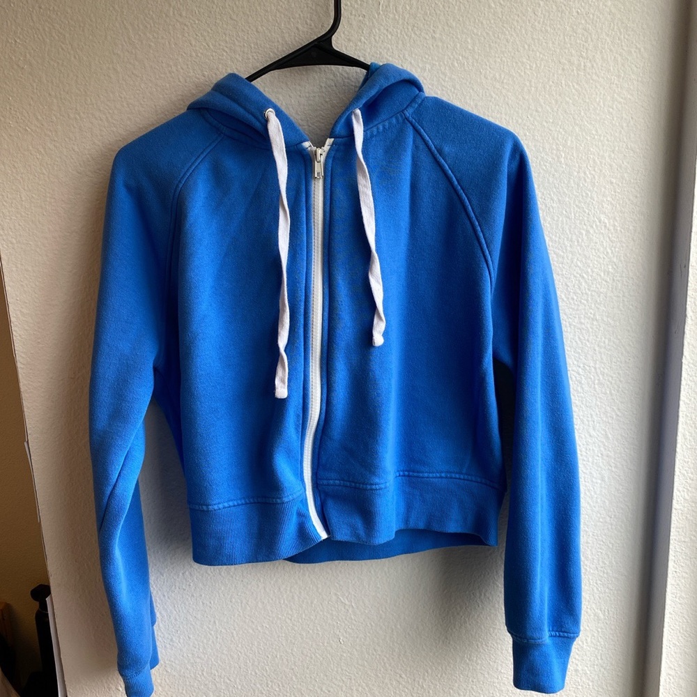 Blue cropped zip up